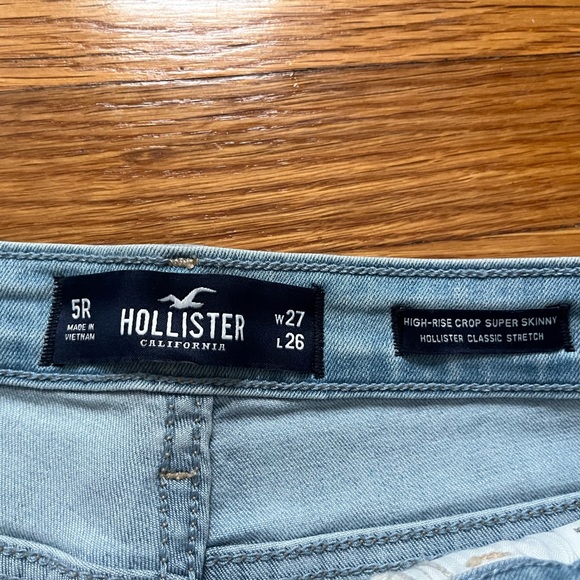 Hollister high rise distressed skinny Jean - Picture 3 of 3
